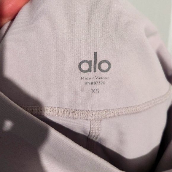 ALO Coast High-Waist Stirrup Leggings - Picture 5 of 7